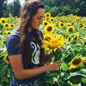 Meet your Posher, Hannah